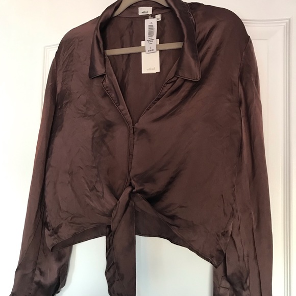 Wilfred Peaufiner Blouse in Caban. - Picture 1 of 3